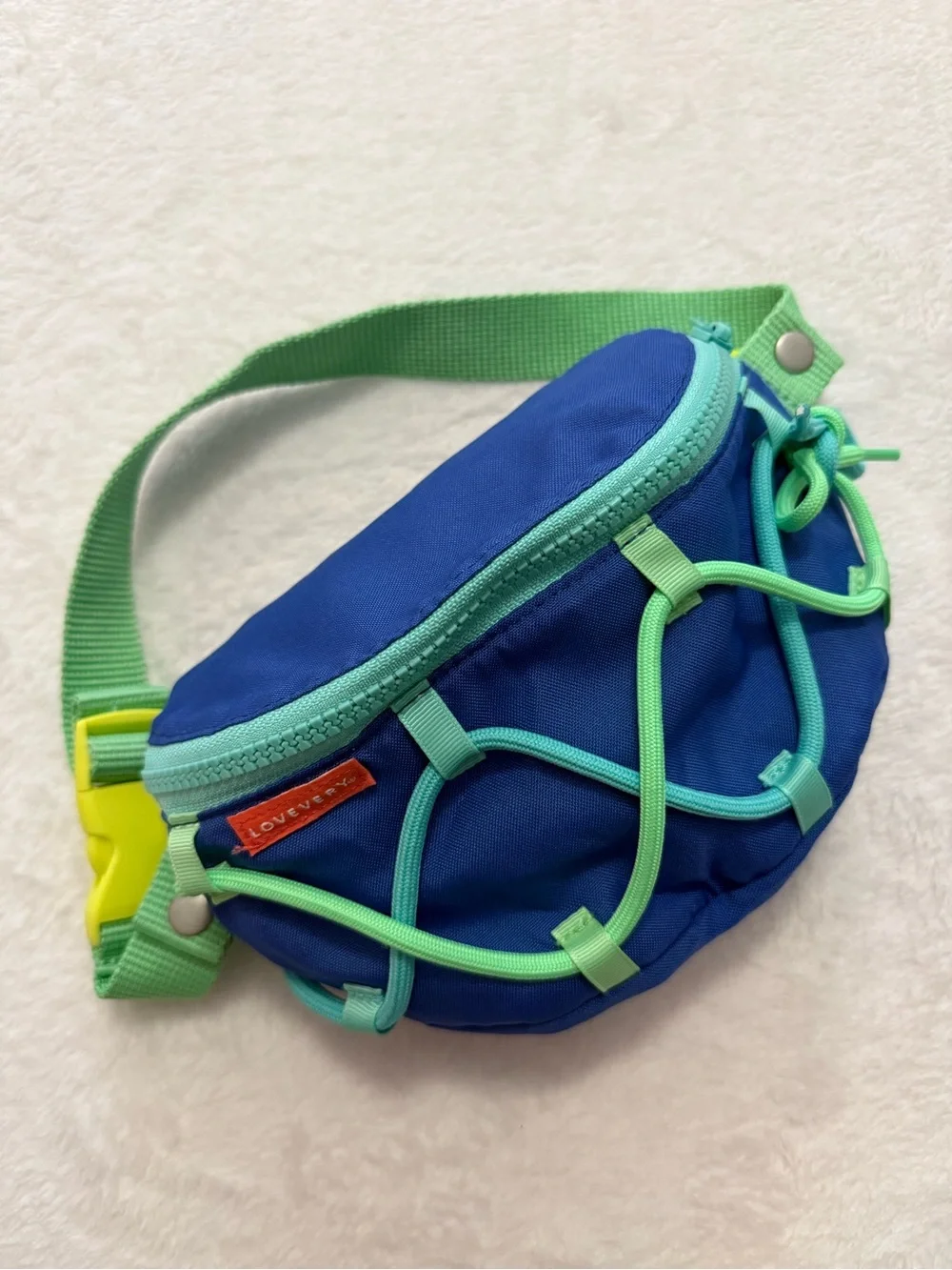 LOVEVERY Kids Multicolor Reversible Belt Bag from Connector Play Kit